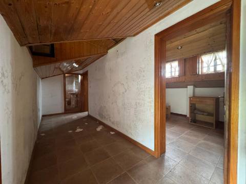 Moradia Geminada T2 em Lourosa