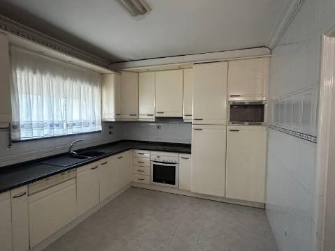 Moradia Isolada T3 em Esmoriz