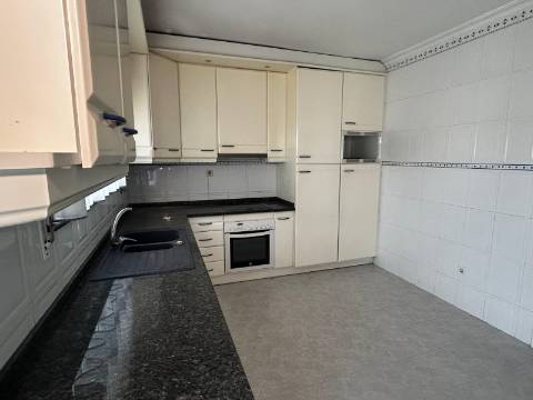 Moradia Isolada T3 em Esmoriz