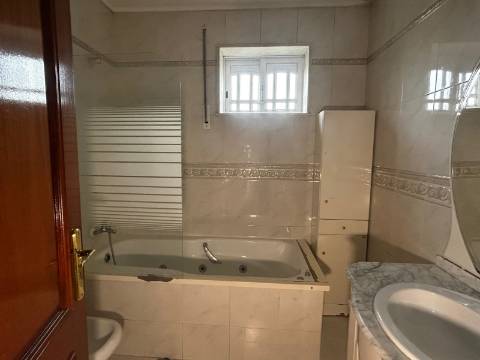 Moradia Isolada T3 em Esmoriz