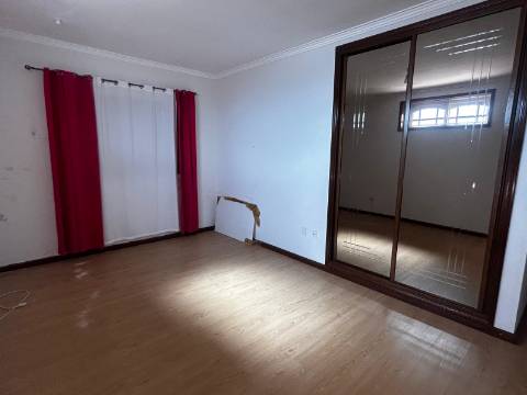 Moradia Isolada T3 em Esmoriz