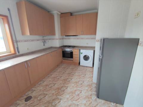 Apartamento T2 em Oliveira de Azeméis