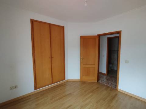 Apartamento T2 em Oliveira de Azeméis