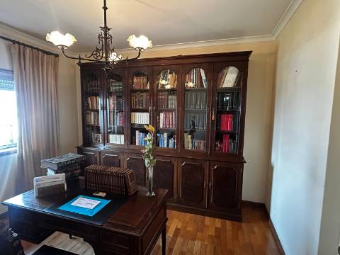 Duplex T4 em São João da Madeira