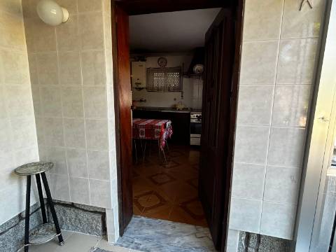 Moradia T4 em Macieira de Sarnes