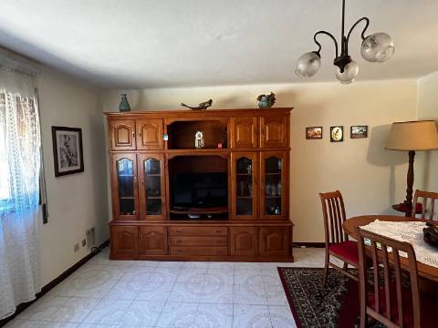 Moradia T4 em Macieira de Sarnes