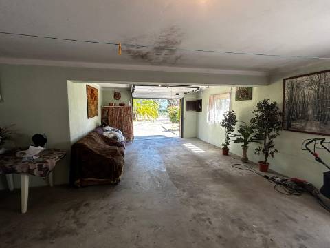 Moradia T4 em Macieira de Sarnes