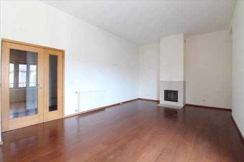 Apartamento T4 em Oliveira do Douro