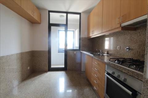 Apartamento T4 em Oliveira do Douro