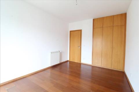 Apartamento T4 em Oliveira do Douro