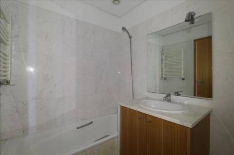 Apartamento T4 em Oliveira do Douro