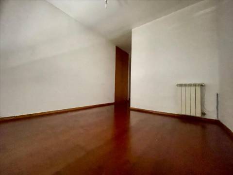 Apartamento T3 em Oliveira do Douro