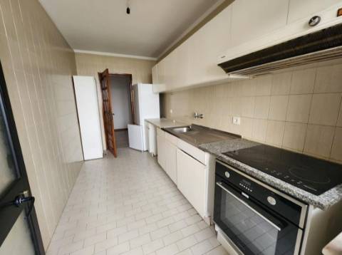 Apartamento T2 em Vilar do Paraíso
