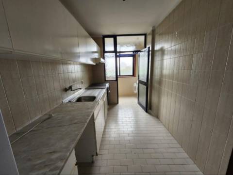 Apartamento T2 em Vilar do Paraíso