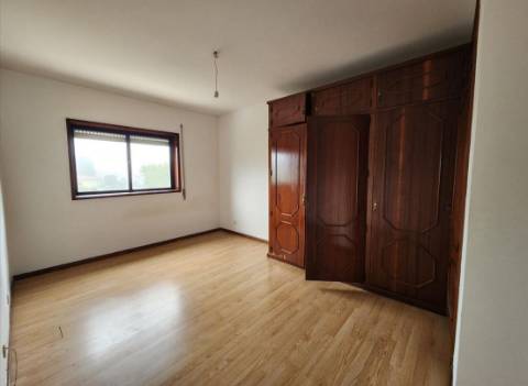 Apartamento T2 em Vilar do Paraíso