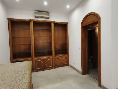 Loja em Oliveira de Azeméis