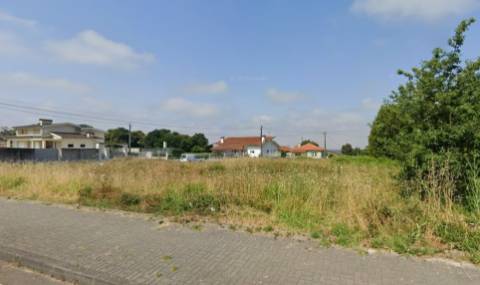 Terreno em Oliveira de Azeméis