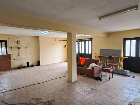 Moradia Isolada T3 em Santa Maria de Lamas