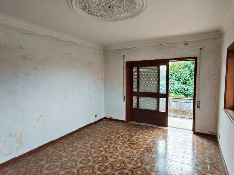 Moradia Isolada T3 em Santa Maria de Lamas