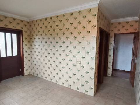 Moradia Isolada T3 em Santa Maria de Lamas