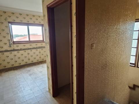 Moradia Isolada T3 em Santa Maria de Lamas