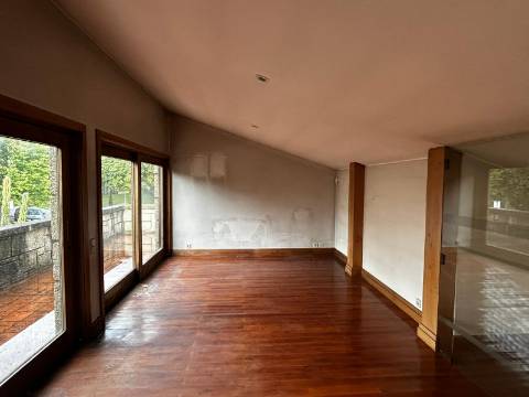 Moradia T4 em Guimarães