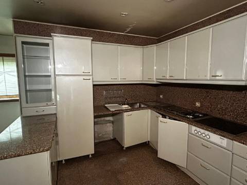 Moradia T4 em Guimarães