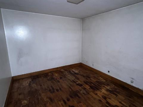 Moradia T4 em Guimarães