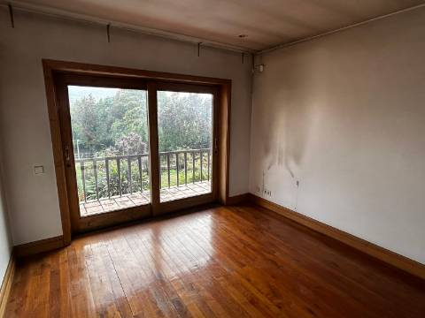 Moradia T4 em Guimarães