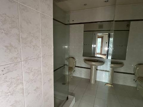 Moradia T4 em Guimarães