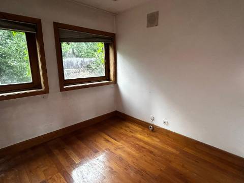 Moradia T4 em Guimarães