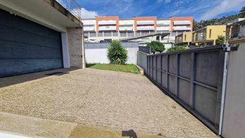 Moradia T3 em Paredes