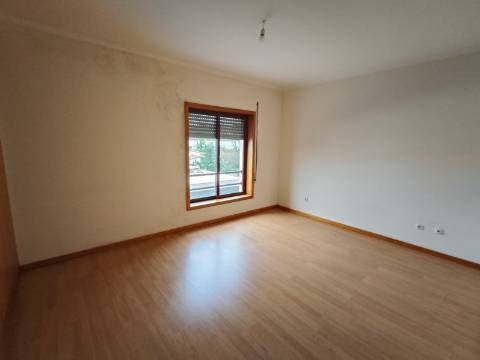 Apartamento T3 em Oliveira de Azeméis