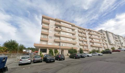 Apartamento T3 em Oliveira de Azeméis