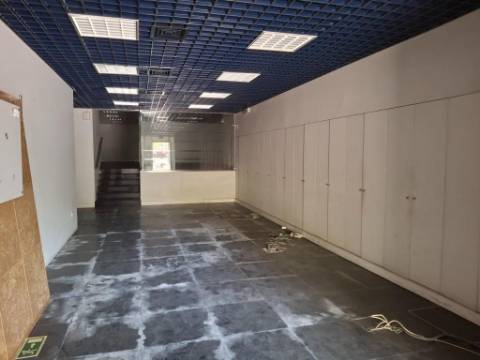 Loja em Bonfim, Porto