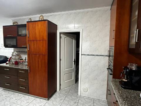 Moradia Isolada T3 em Escapães