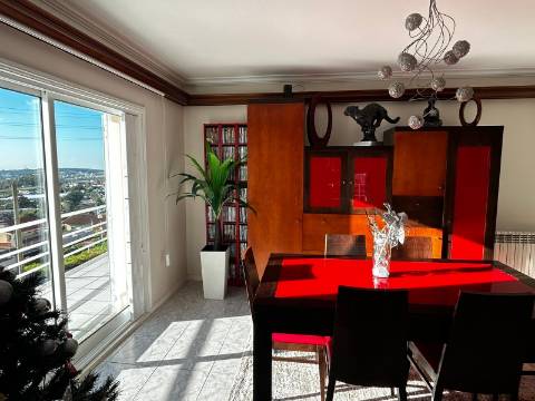 Moradia Isolada T3 em Escapães