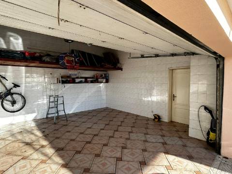 Moradia Isolada T3 em Escapães