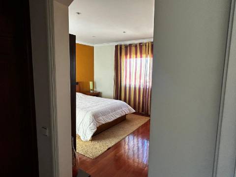 Moradia Isolada T3 em Escapães