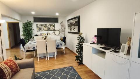 Apartamento T2+1 em São João da Madeira