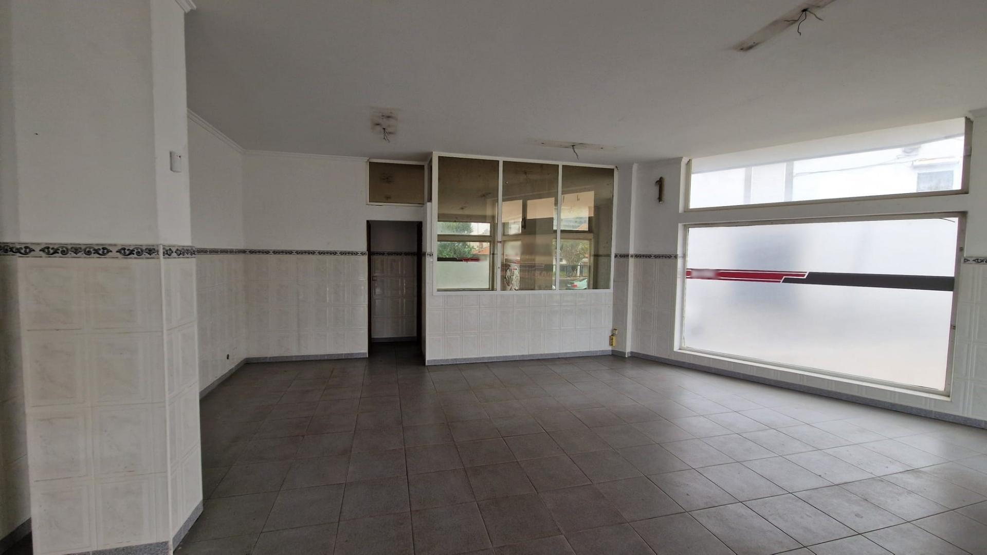 Loja em Vila Nova de Gaia