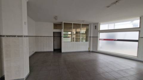 Loja em Vila Nova de Gaia