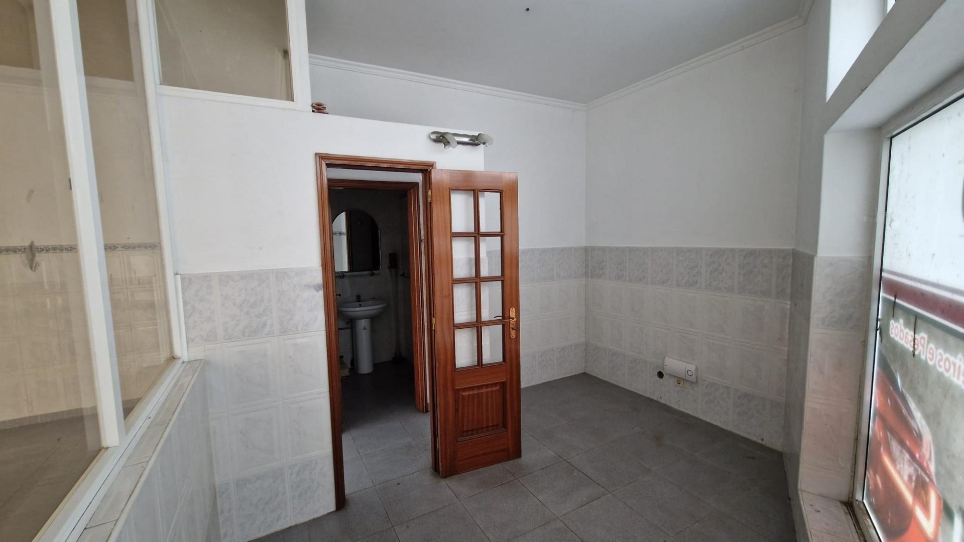 Loja em Vila Nova de Gaia