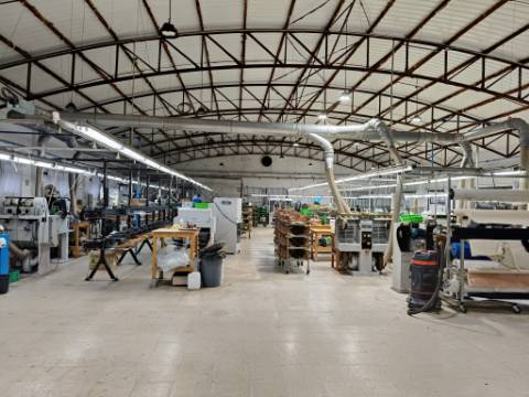 Armazém Industrial em Cesar