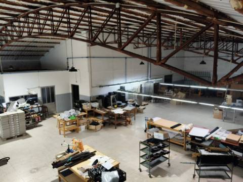 Armazém Industrial em Cesar