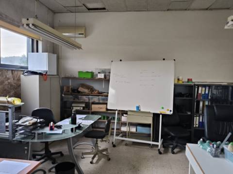 Armazém Industrial em Cesar