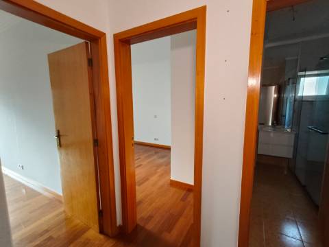 Apartamento T2 em São João da Madeira