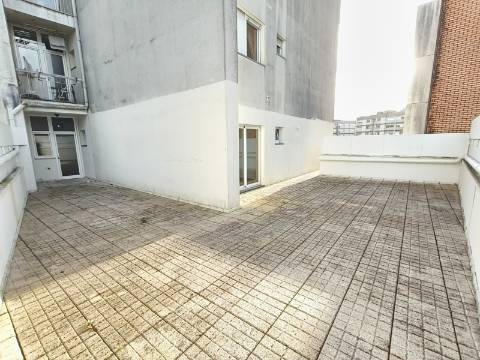 Apartamento T2 em São João da Madeira