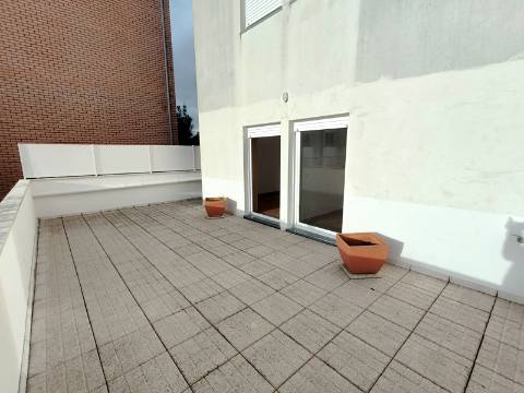 Apartamento T2 em São João da Madeira