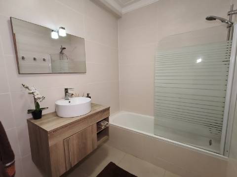 Apartamento T3 com varanda em Grijó